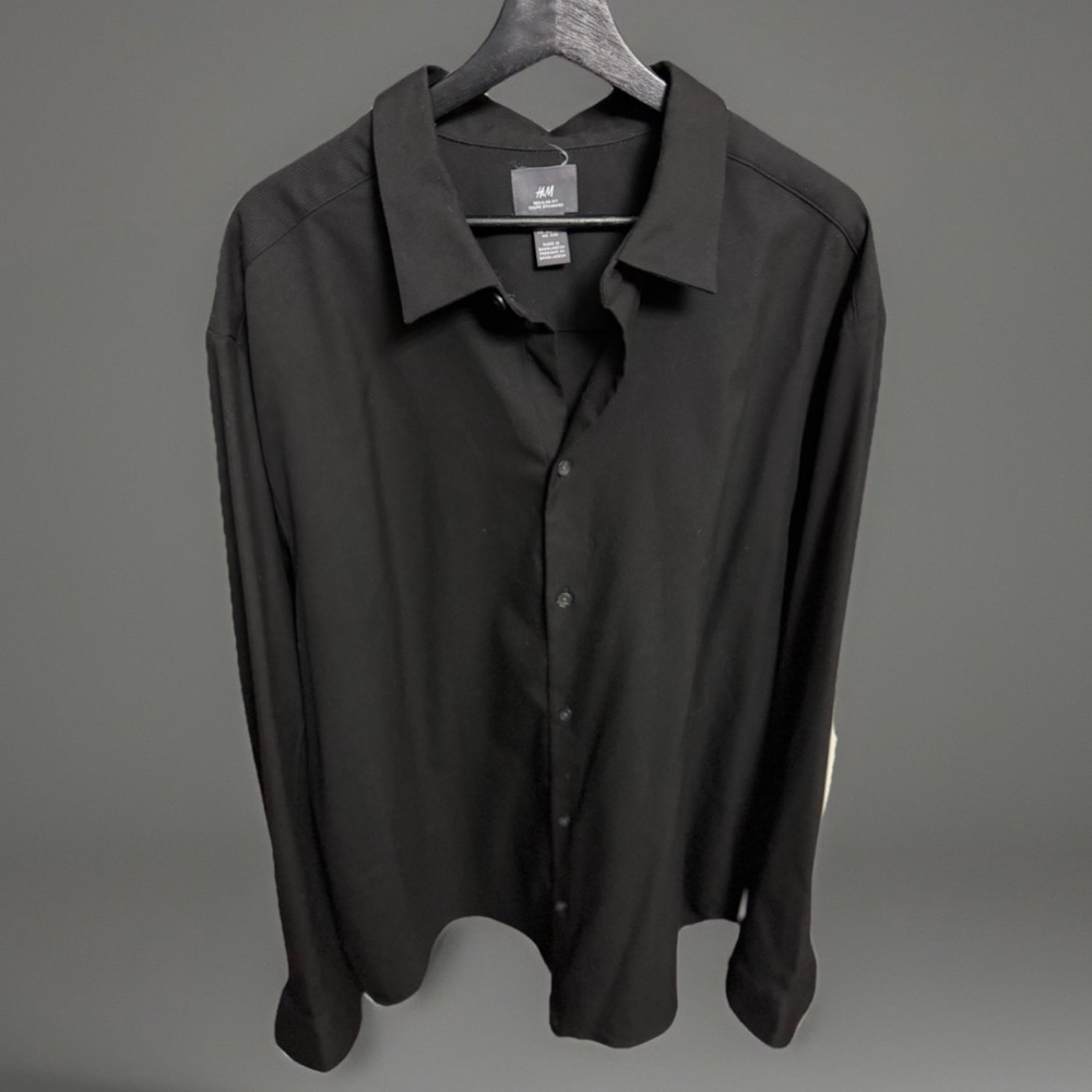 H&M Men's Elegant Black Dress Shirt